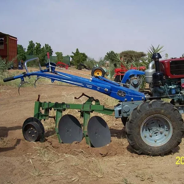 Disc Plow Mounted on Tractor for Sale