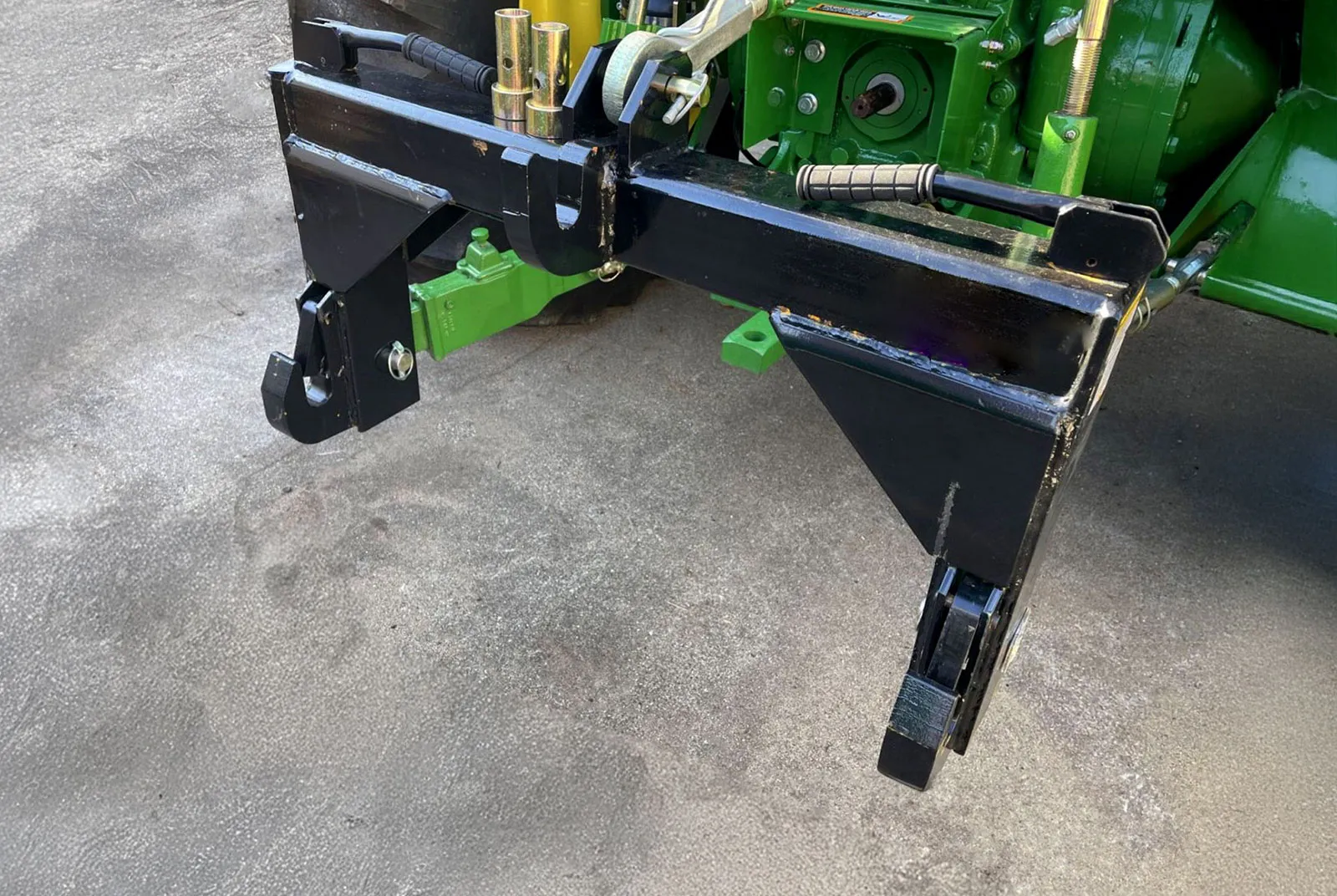 3 Point Quick Hitch for Category 2 Tractors