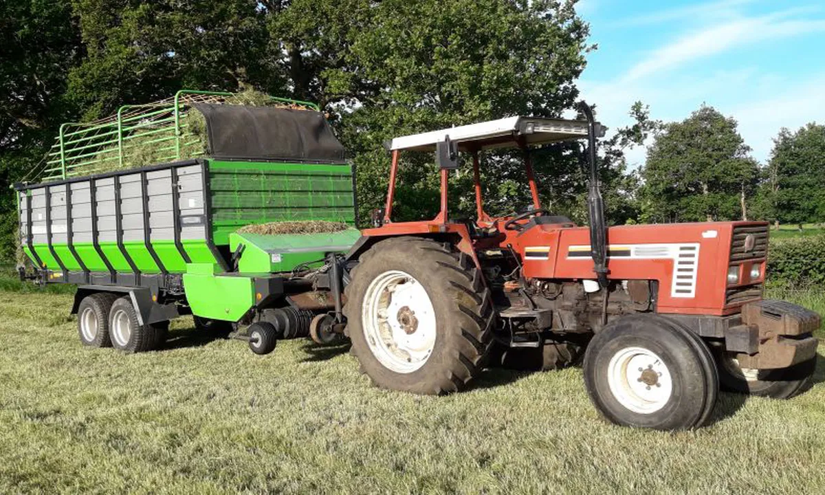 Tractor Hydraulic Pump Works